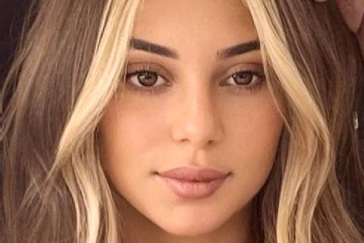 Penelope, 36, a blonde brown-eyed ebony companion based in Lednice. Offering Couples, Girlfriend Experience, Roleplay, GFE. Available for incall and outcall,...
