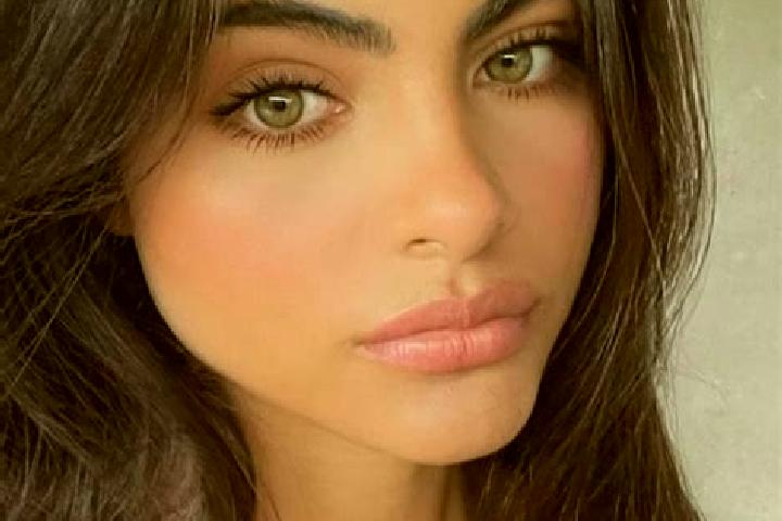 Penelope, 36, a brunette dark-eyed middle eastern companion based in Manubach. Offering 69, Girlfriend Experience, Couples. Available for incall and outcall,...