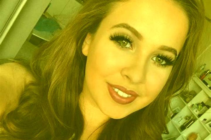 Penelope, 36, a brunette grey-eyed caucasian companion based in Goronyo. Offering Erotic Massage, Roleplay, Tantra. Available for incall and outcall, day and...