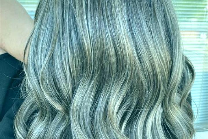 Penelope, 36, a dark blonde grey-eyed latina companion based in Hambuch. Offering OWO, Couples, 69. Available for incall and outcall, overnight bookings avai...