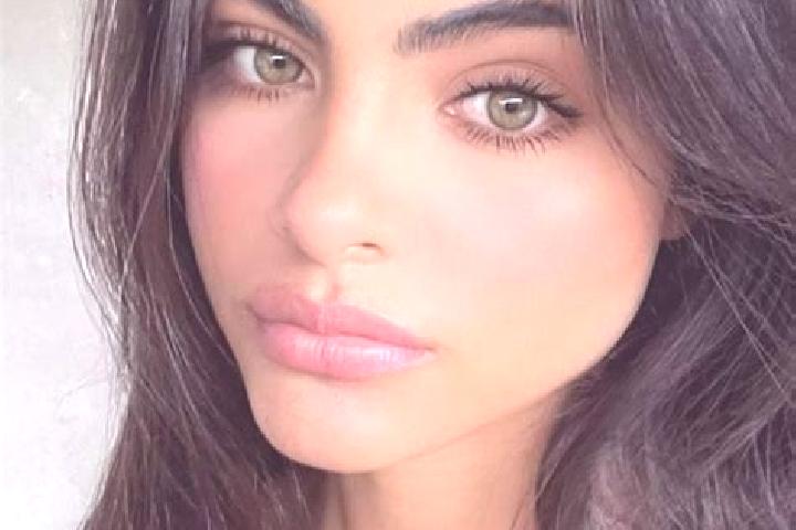 Penelope, 36, a red dark-eyed caucasian companion based in Vilshany. Offering Girlfriend Experience, Striptease. Available for incall and outcall, day and ev...