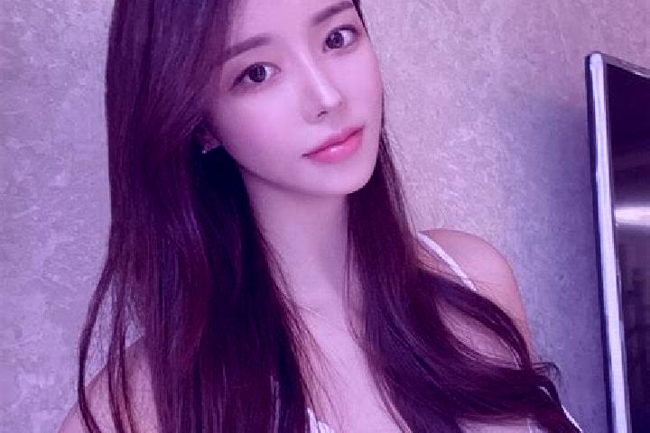 Penelope, 36 — Escort in Nanqiu, China