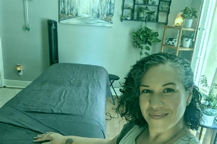Penelope, 37, a black grey-eyed mixed companion based in Asembagus. Offering Massage, BDSM, Dinner Date. Available for incall and outcall, day and evening da...
