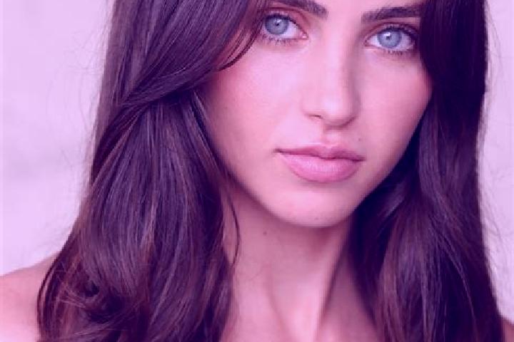 Penelope, 37, a brunette brown-eyed latina companion based in Taboada. Offering Party Girl, Tantra. Available for incall and outcall, day and evening dates.