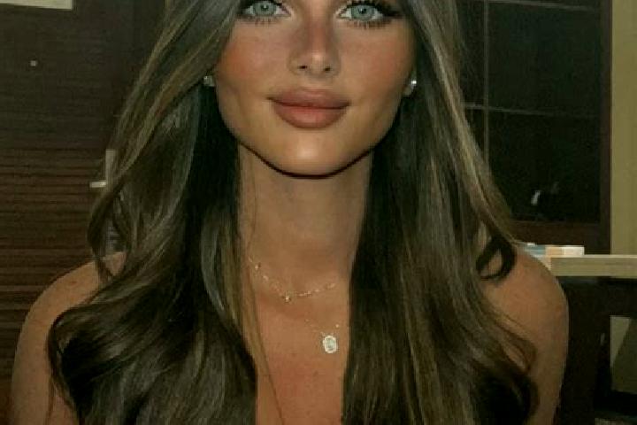 Penelope, 37, a brunette brown-eyed middle eastern companion based in Lubu. Offering 69, Erotic Massage, Striptease, Couples, A-Level. Available for incall a...