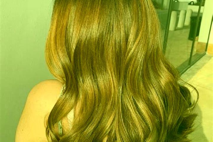 Penelope, 37, a chestnut brown-eyed slavic companion based in Santangpu. Offering A-Level, Massage, Travel Companion, GFE. Available for incall and outcall, ...