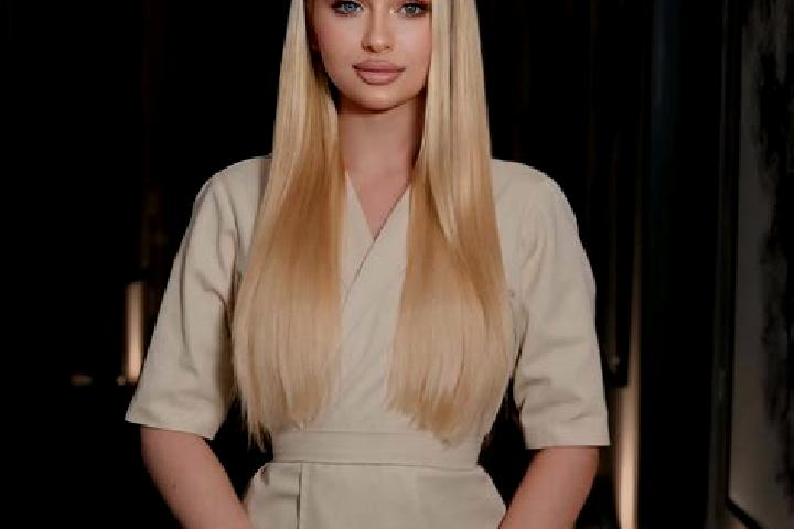 Penelope, 38, a blonde amber-eyed slavic companion based in Maidstone. Offering Party Girl, 69, Tantra, Erotic Massage, Duos. Available for incall and outcal...