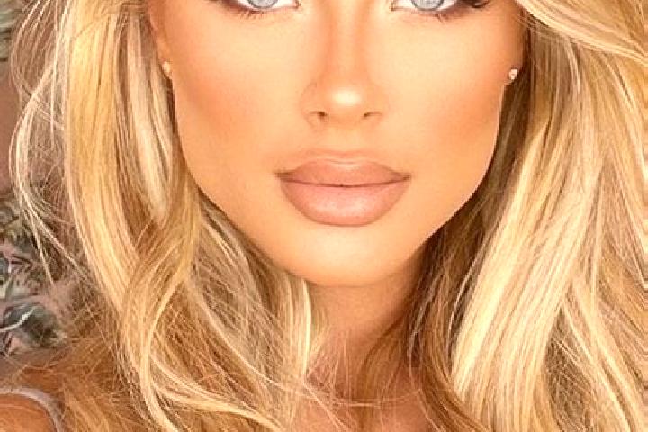 Penelope, 38, a blonde blue-eyed latina companion based in King Leopold Ranges. Offering Deep French Kissing, Erotic Massage, 69, Travel Companion. Available...