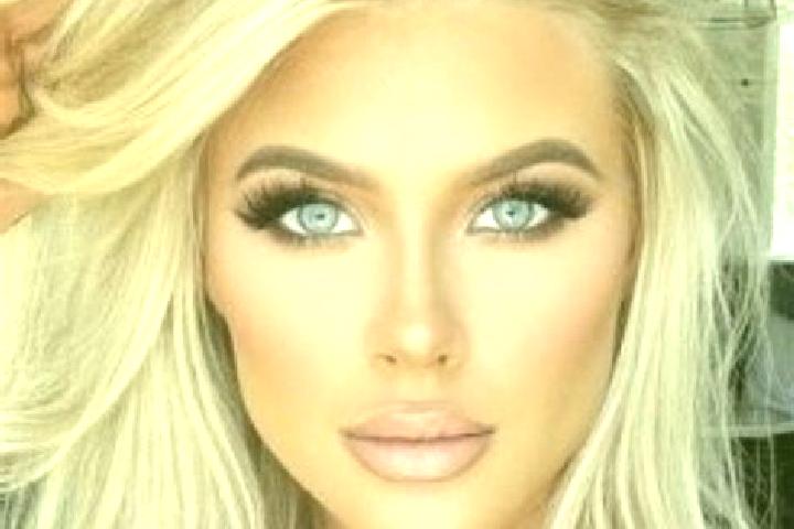 Penelope, 38, a platinum blonde grey-eyed mixed companion based in Guapo. Offering Roleplay, Dinner Date, Travel Companion. Available for incall and outcall,...