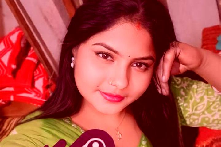 Penelope, 38 — Escort in Gobardanga, India