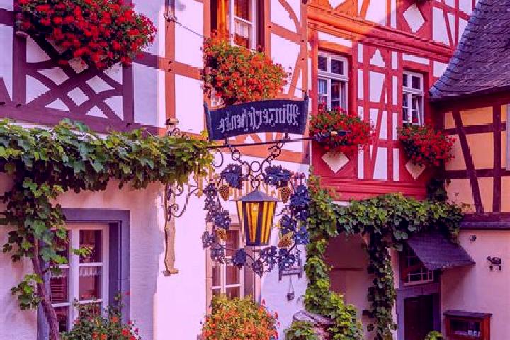 Penelope, 38 — Escort in Jonaswalde, Germany
