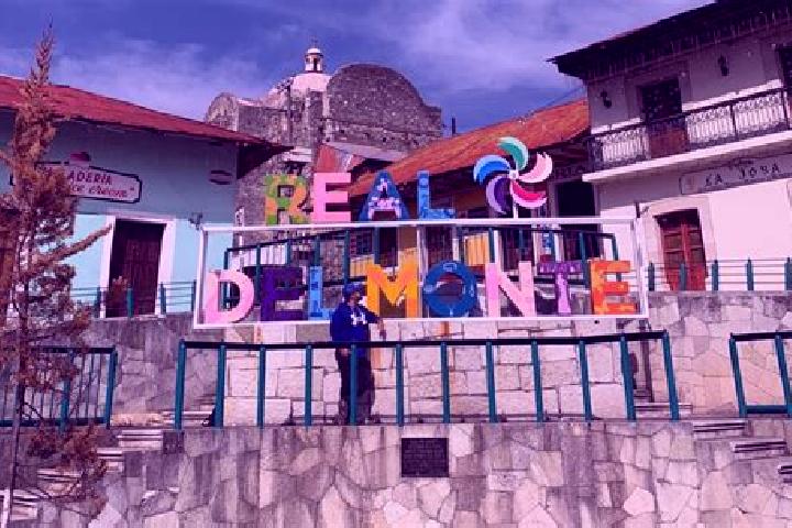 Penelope, 38 — Escort in San Juan del Monte, Mexico