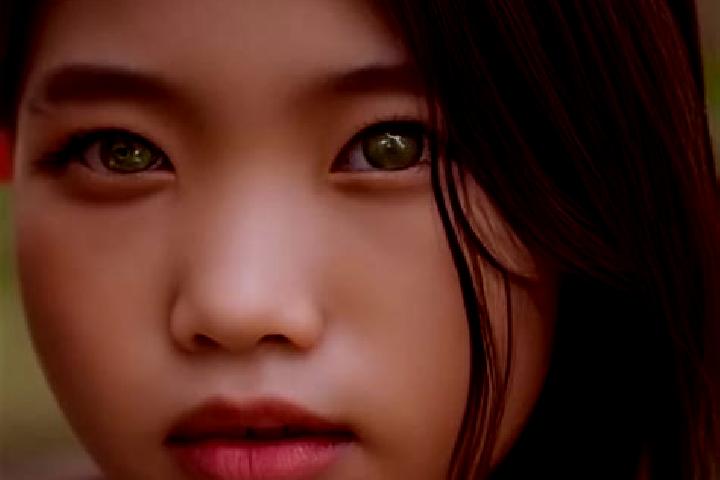 Penelope, 39, a auburn green-eyed asian companion based in Yalyntsi. Offering Massage, Fetish, Overnight. Available for incall and outcall, day and evening d...
