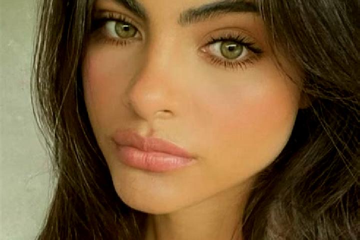 Penelope, 39, a blonde dark-eyed indian companion based in Gutang. Offering Fetish, Dinner Date, Duos. Available for incall and outcall, overnight bookings a...