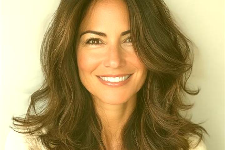 Penelope, 39, a brunette dark-eyed mixed companion based in Saramej. Offering Couples, Domination, Tantra, BDSM. Available for incall and outcall, day and ev...
