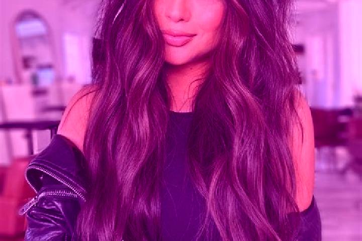Penelope, 39, a brunette dark-eyed mixed companion based in Taniche. Offering Erotic Massage, Party Girl, Couples, Overnight. Available for incall and outcal...