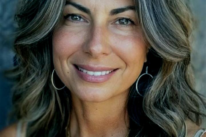Penelope, 39, a brunette grey-eyed middle eastern companion based in Sao Goncalo do Abaete. Offering Overnight, Party Girl, Fetish. Available for incall and ...