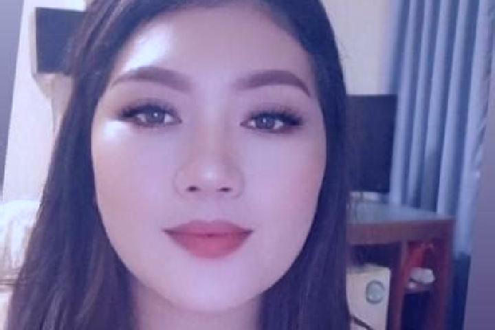 Penelope, 39, a chestnut dark-eyed asian companion based in Gora Wlodowska. Offering Girlfriend Experience, Tantra, CIM, Massage. Available for incall and ou...