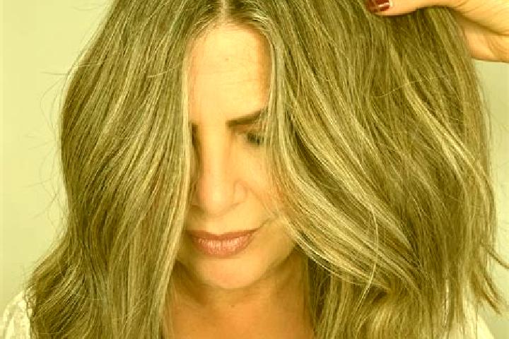 Penelope, 39, a dark blonde grey-eyed latina companion based in Giulesti. Offering A-Level, Couples, Girlfriend Experience. Available for incall and outcall,...