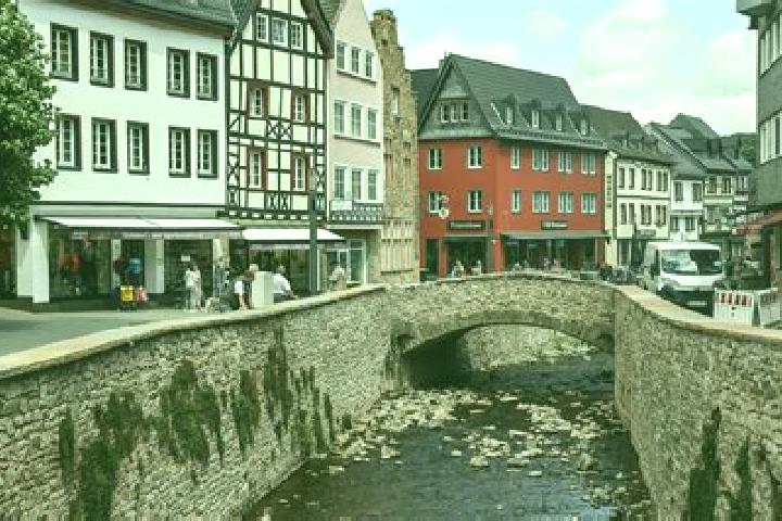 Penelope, 39 — Escort in Bad Muenstereifel, Germany