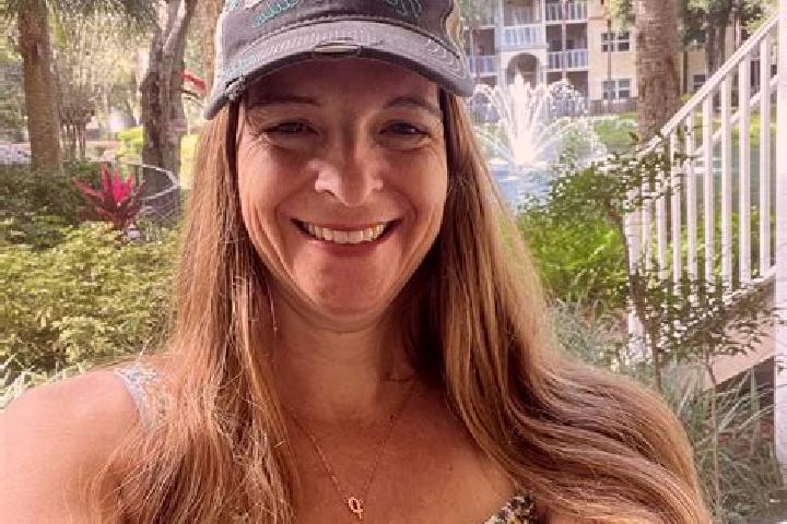 Penelope, 39 — Escort in Whitelaw, United States