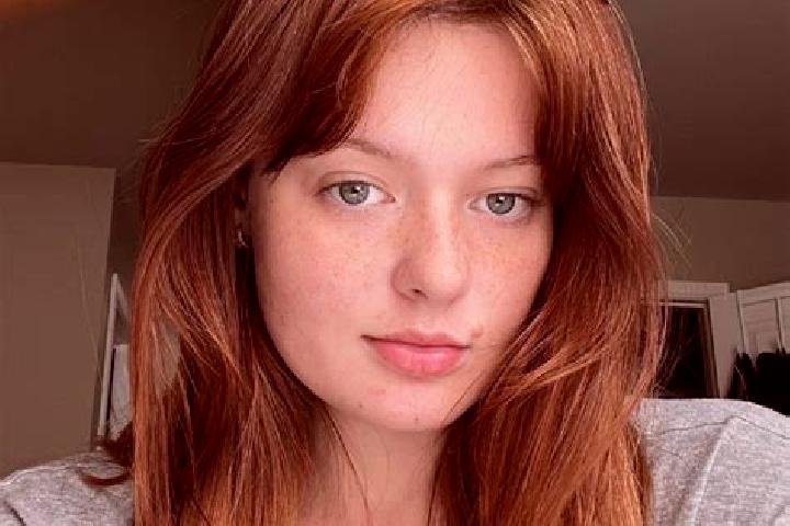 Piper, 20, a auburn grey-eyed mixed companion based in Santa Cruz de Mudela. Offering BDSM, Couples, Party Girl. Available for incall and outcall, day and ev...