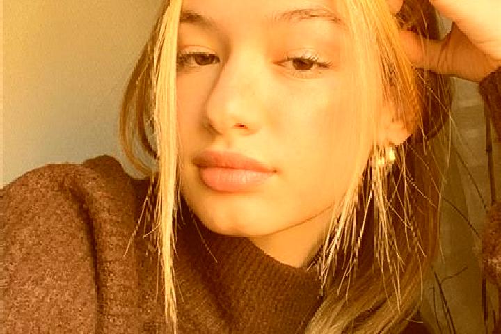 Piper, 20, a blonde brown-eyed indian companion based in Lunca Ilvei. Offering Deep French Kissing, Roleplay, GFE, Fetish. Available for incall and outcall, ...