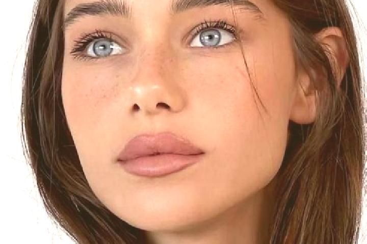 Piper, 20, a brunette dark-eyed slavic companion based in Sedlec. Offering Erotic Massage, Duos, Striptease, CIM. Available for incall and outcall, overnight...