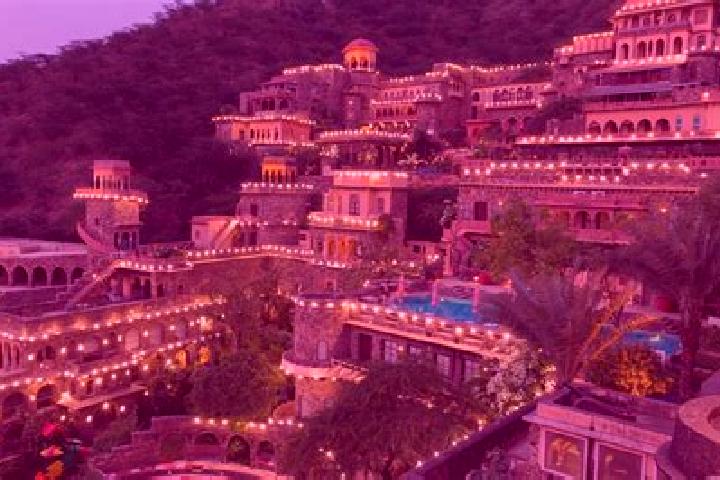 Piper, 20, a red brown-eyed slavic companion based in Neemrana. Offering Tantra, 69, Overnight, Couples. Available for incall and outcall, day and evening da...