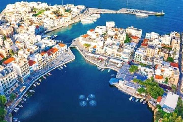 Piper, 20 — Escort in Agios Dimitrios, Greece