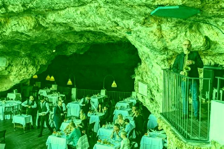 Piper, 20 — Escort in Grotte di Castro, Italy