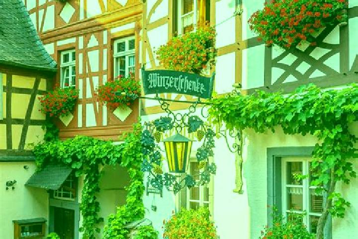 Piper, 20 — Escort in Lorzweiler, Germany