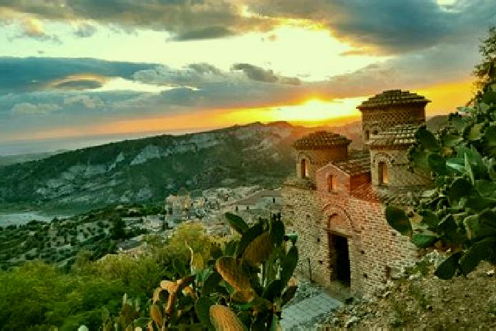 Piper, 20 — Escort in Melicucca, Italy