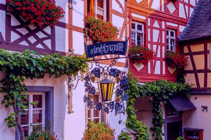 Piper, 20 — Escort in Oberofflingen, Germany