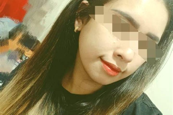Piper, 21, a auburn amber-eyed ebony companion based in Mathurapur. Offering 69, Party Girl, Overnight, Prostate Massage, Roleplay. Available for incall and ...