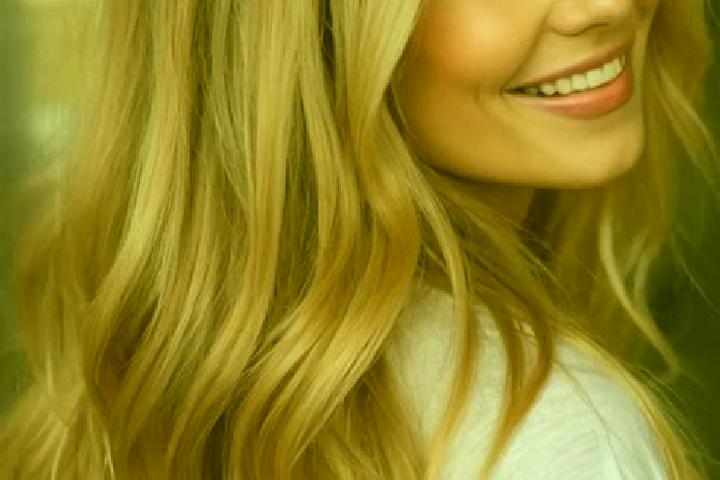 Piper, 21, a blonde hazel-eyed ebony companion based in Chak Three Ten Left. Offering Erotic Massage, Girlfriend Experience. Available for incall and outcall...