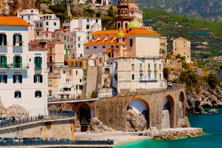 Piper, 21 — Escort in Cerenzia, Italy