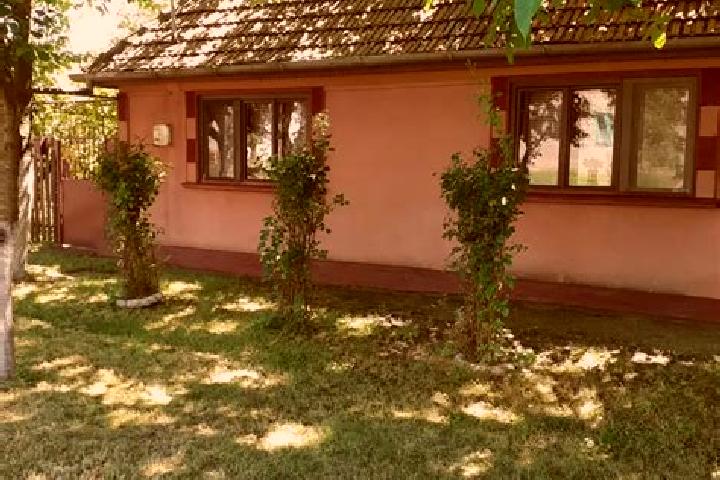 Piper, 21 — Escort in Cornesti, Romania