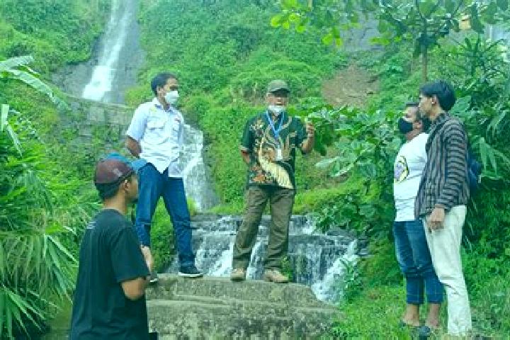 Piper, 21 — Escort in Gunungjaya, Indonesia