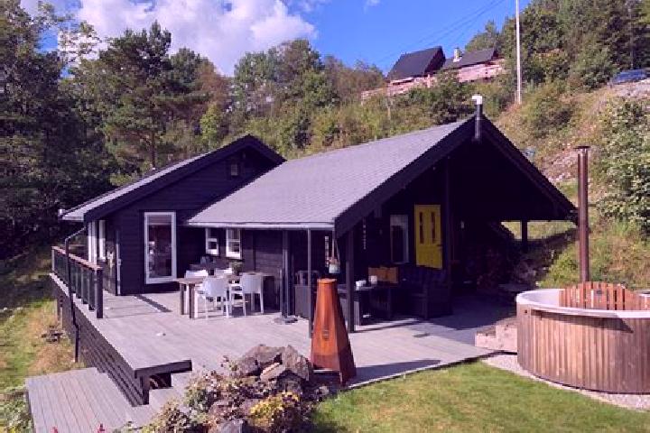 Piper, 21 — Escort in Naustdal, Norway