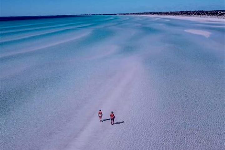 Piper, 21 — Escort in Sunrise Beach, Australia