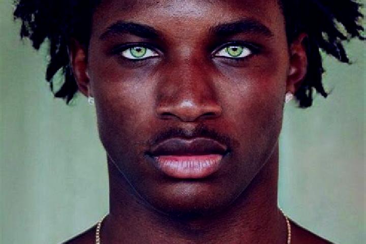 Piper, 22, a black green-eyed ebony companion based in Komchen. Offering Erotic Massage, CIM. Available for incall and outcall, overnight bookings available.