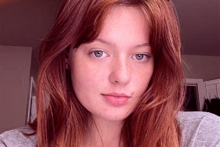Piper, 22, a red grey-eyed middle eastern companion based in Liiceni. Offering Deep French Kissing, A-Level, Domination. Available for incall and outcall, ov...