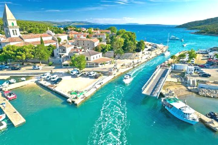 Piper, 22 — Escort in Dicmo Kraj, Croatia