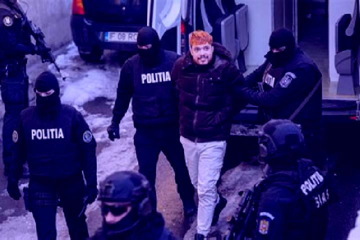 Piper, 22 — Escort in Galbinasi, Romania