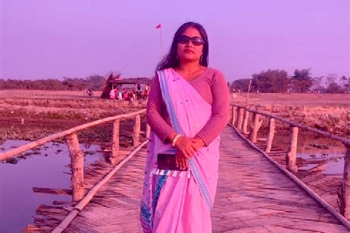 Piper, 22 — Escort in Manuguru, India