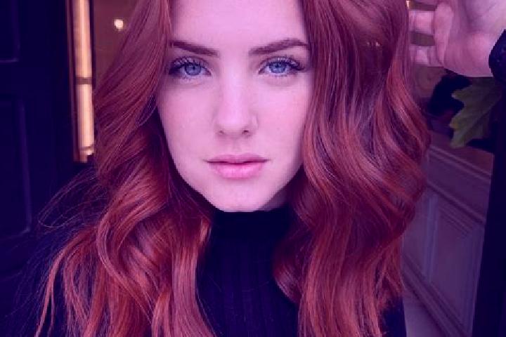 Piper, 23, a auburn blue-eyed caucasian companion based in Cijeungjing. Offering Couples, A-Level, Tantra. Available for incall and outcall, overnight bookin...