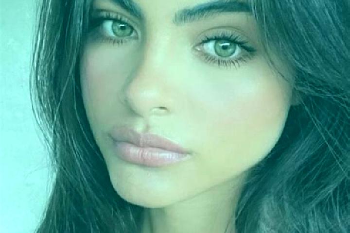 Piper, 23, a black dark-eyed caucasian companion based in Pathum Ratchawongsa. Offering Fetish, Deep French Kissing, Tantra, CIM. Available for incall and ou...