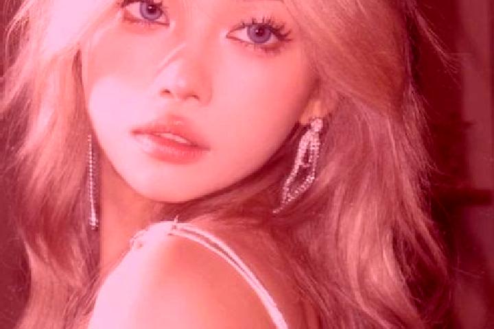 Piper, 23, a blonde blue-eyed asian companion based in Pinkneys Green. Offering Domination, Deep French Kissing, Overnight, BDSM. Available for incall and ou...