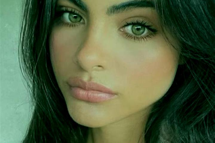 Piper, 23, a brunette green-eyed european companion based in Zorneding. Offering Erotic Massage, Girlfriend Experience, 69, Roleplay, Couples. Available for ...